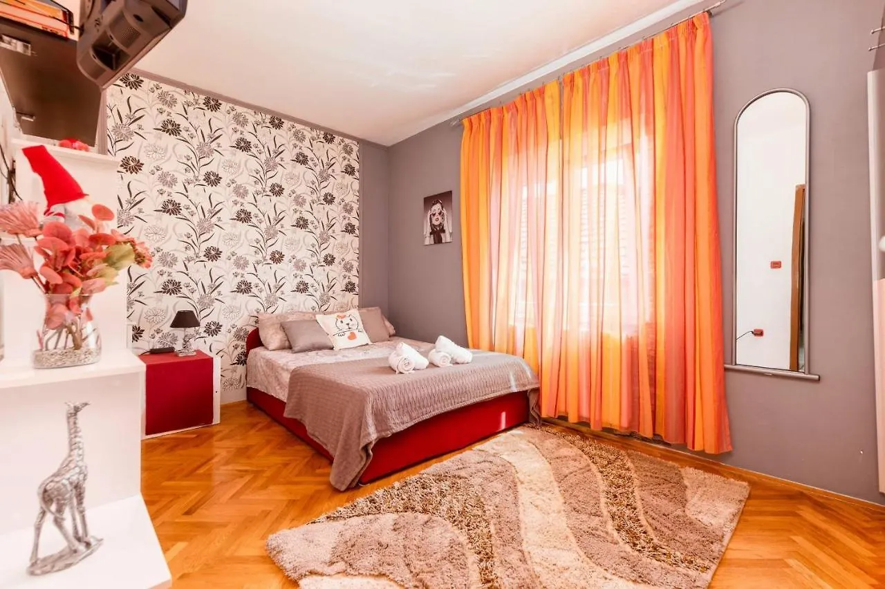 Apartment Lotus Trogir